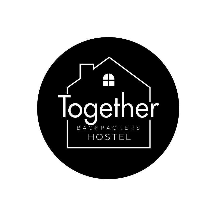Together Backpackers Hostel Chiang Rai Bagian luar foto