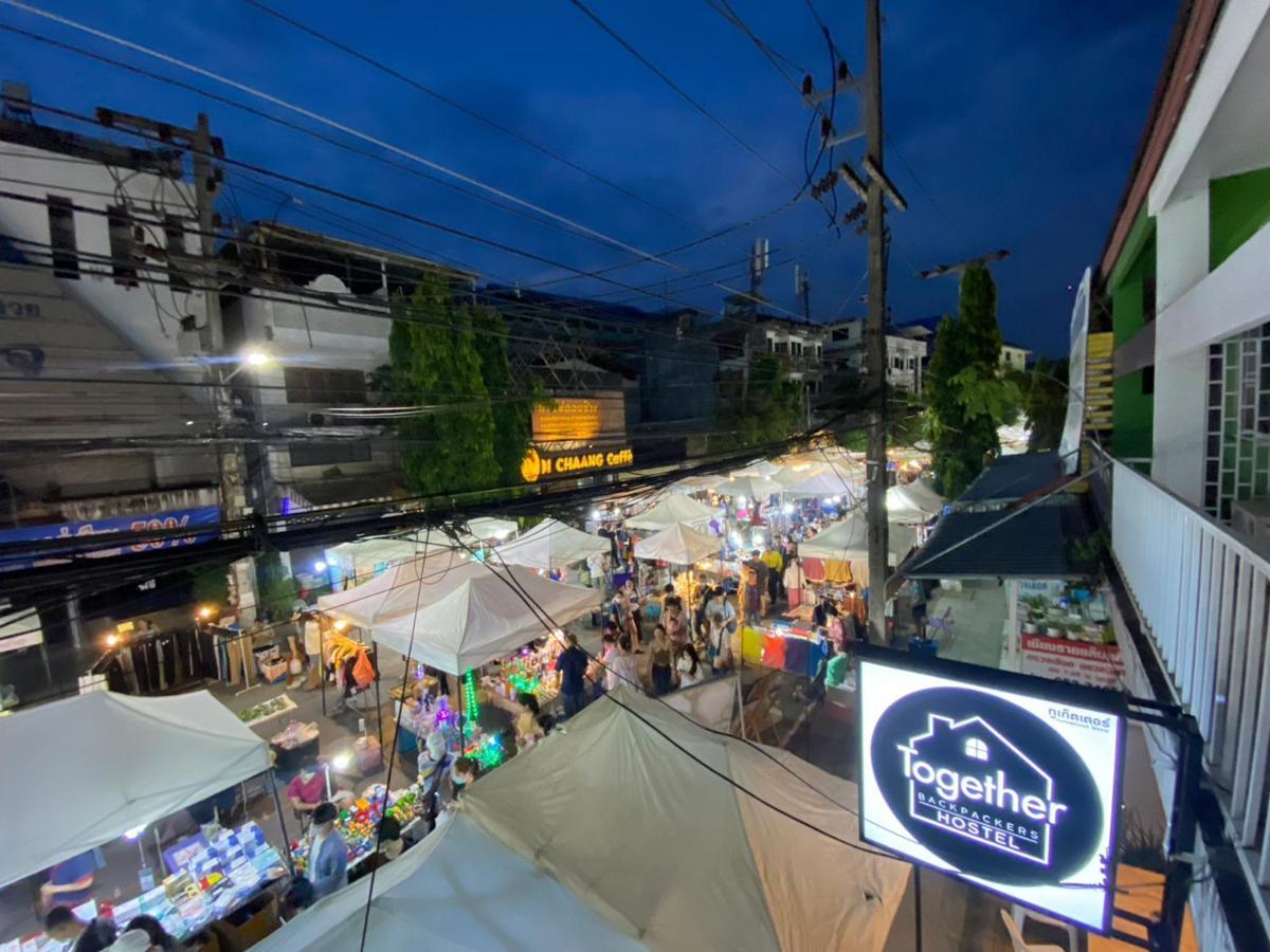 Together Backpackers Hostel Chiang Rai Bagian luar foto